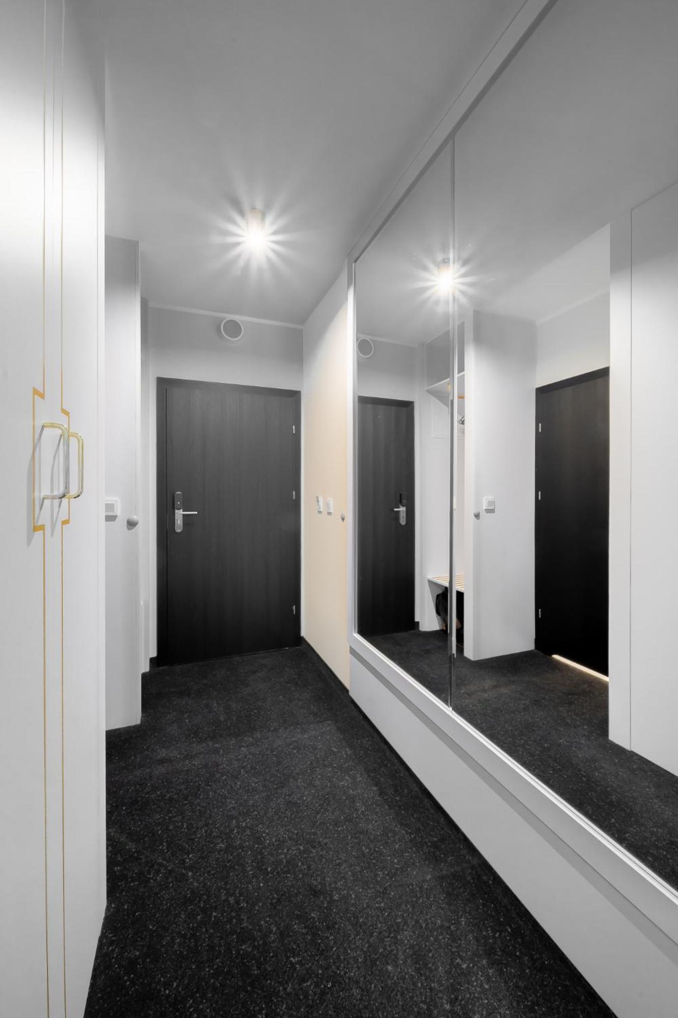 Lulu Apartments - Rosa - Studio Hotelowe Z Klimatyzacja I Konsola Ps4 - Solny Resort โควอบเซก ภายนอก รูปภาพ